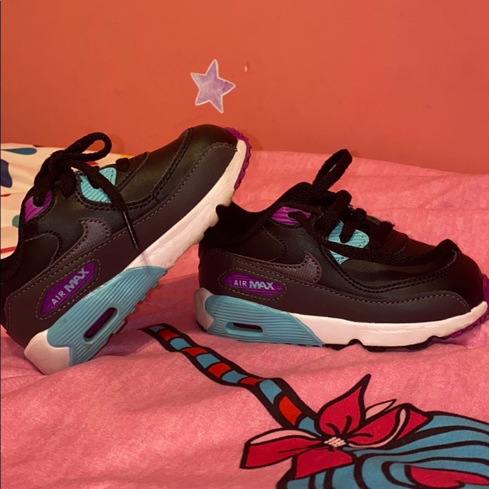 Toddler Nike Air Max shoes